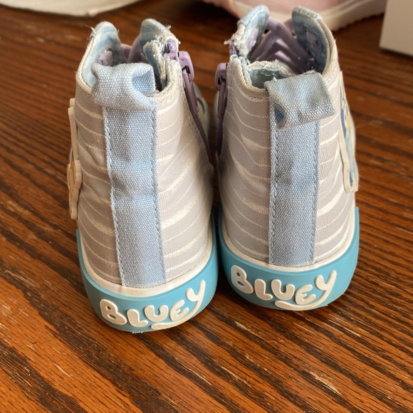 Bluey and Bingo Shoes 12 - Picture 5 of 5